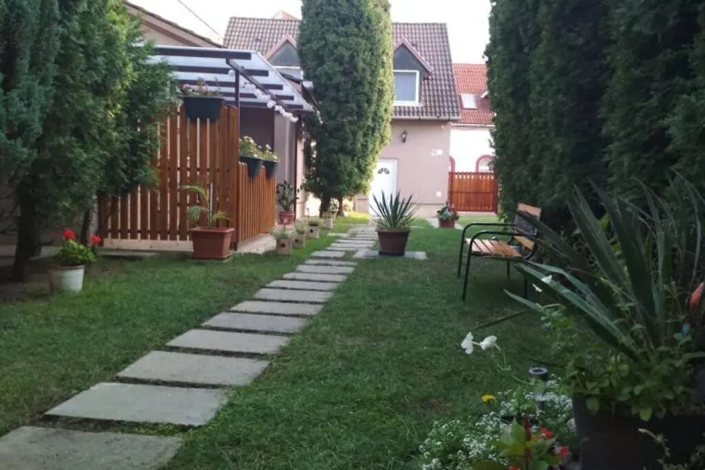 Appartement Mokka Home Eger